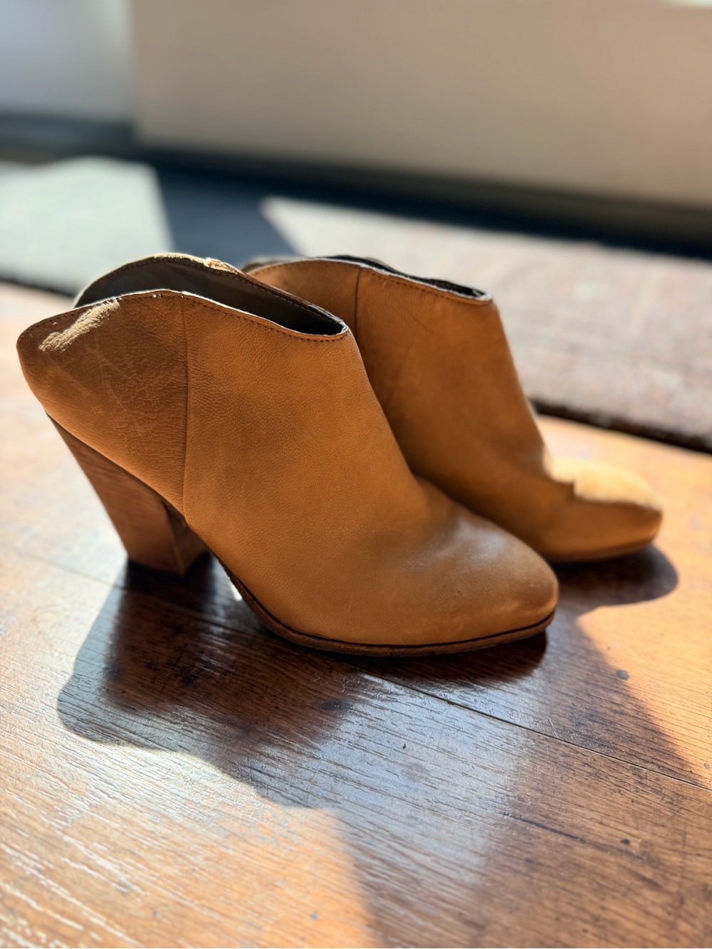 Dolce Vita Haken Leather Mule Ankle Booties Tan Size 7.5 Block Heel